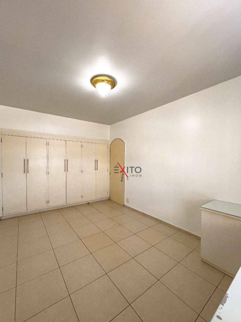 Apartamento à venda com 3 quartos, 260m² - Foto 10