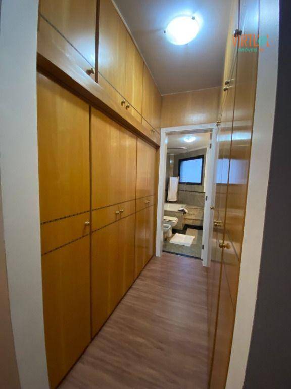 Apartamento à venda com 4 quartos, 228m² - Foto 26