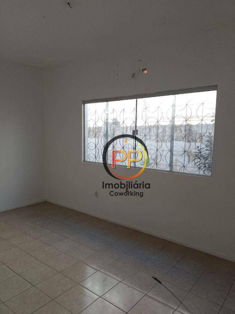 Casa para alugar com 4 quartos, 177m² - Foto 5