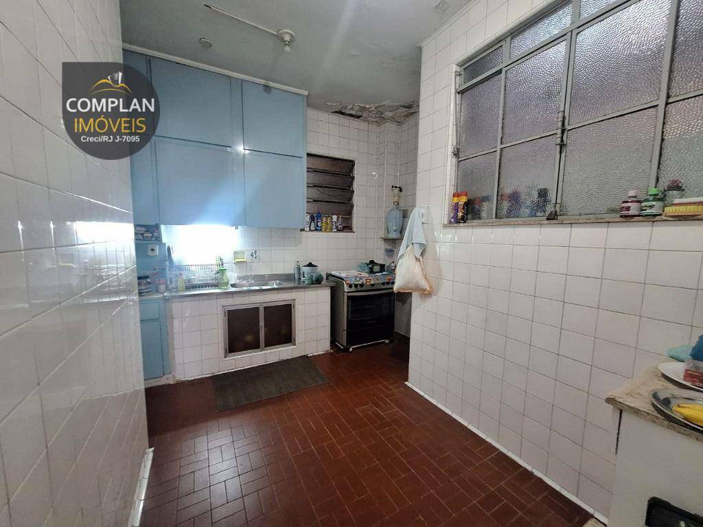 Casa de Condomínio à venda com 4 quartos, 100m² - Foto 17