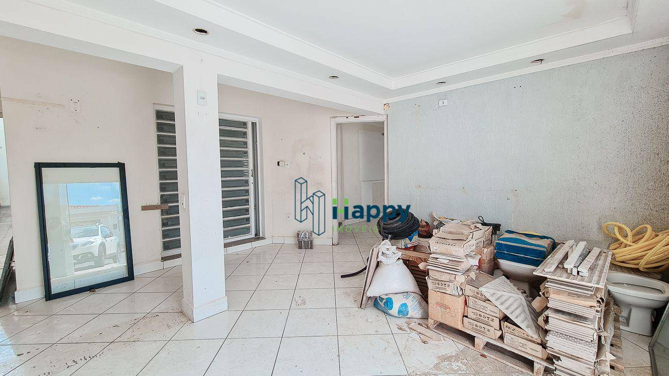 Casa à venda com 2 quartos, 320m² - Foto 4