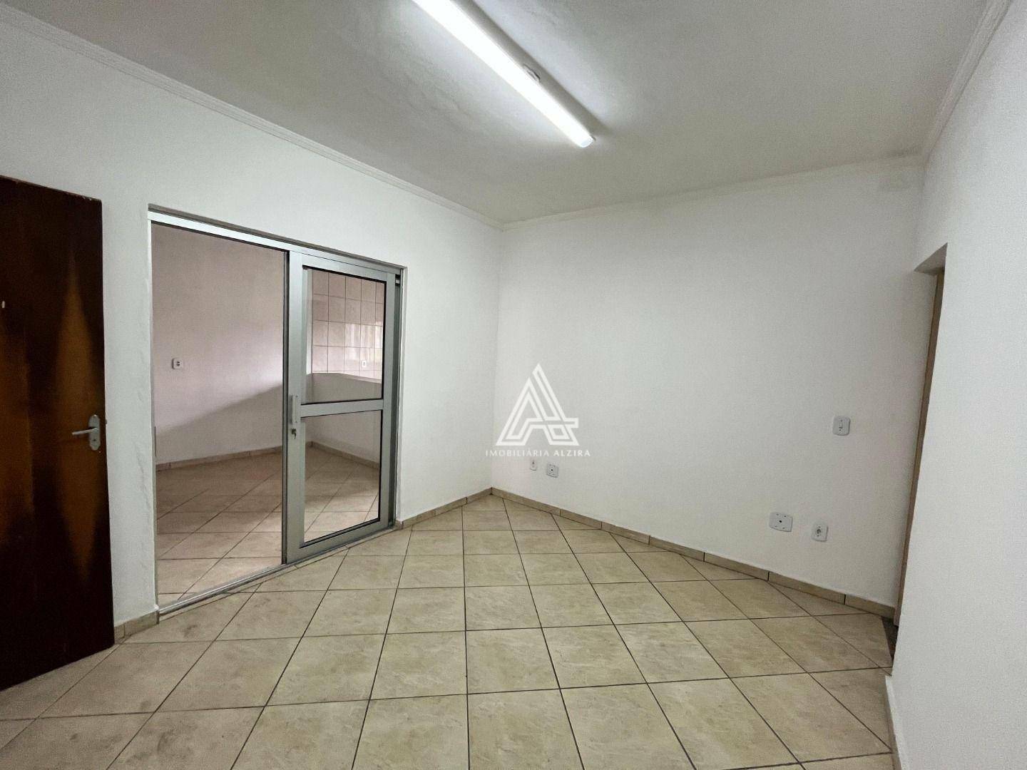 Casa para alugar com 6 quartos, 200m² - Foto 29