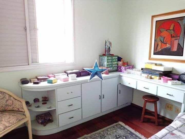 Apartamento à venda com 4 quartos, 90m² - Foto 29