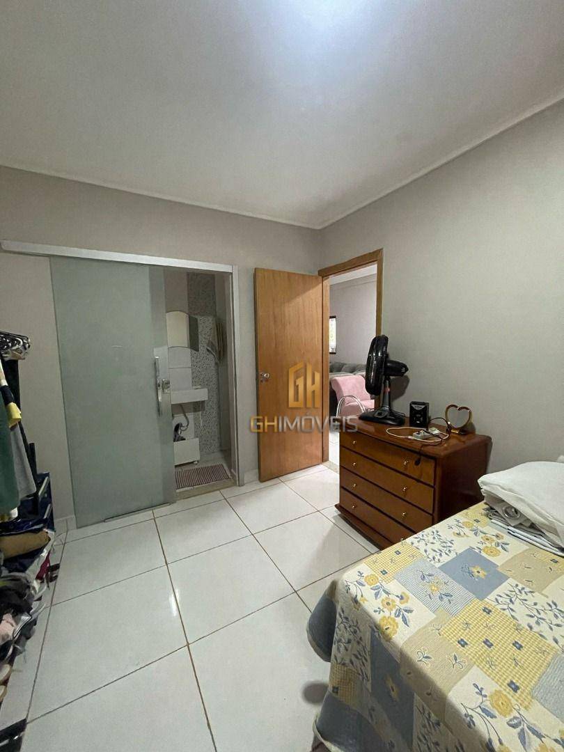 Chácara à venda com 2 quartos, 200m² - Foto 9