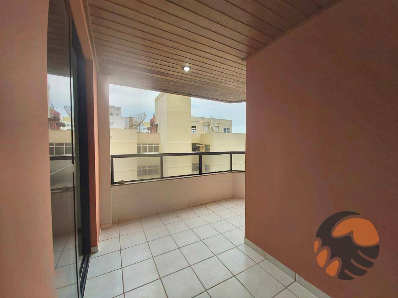 Apartamento à venda com 3 quartos, 94m² - Foto 9