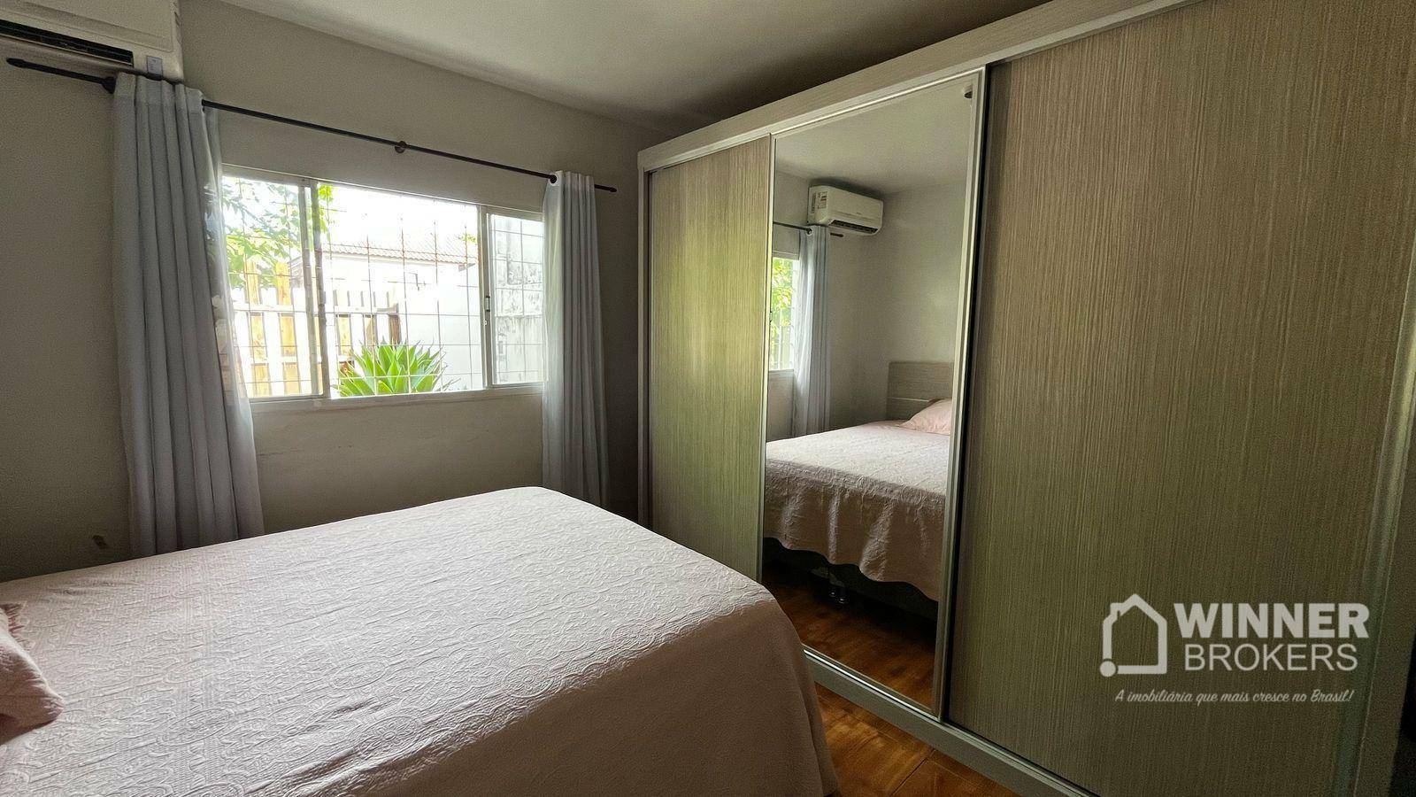 Casa à venda com 3 quartos, 180m² - Foto 4