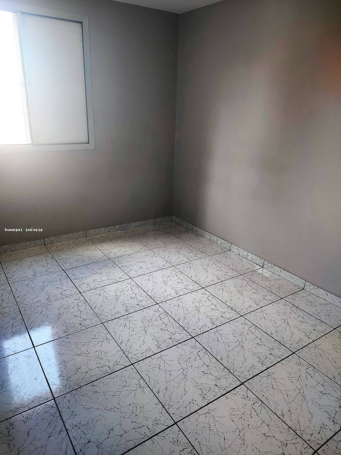 Apartamento à venda com 2 quartos, 45m² - Foto 2