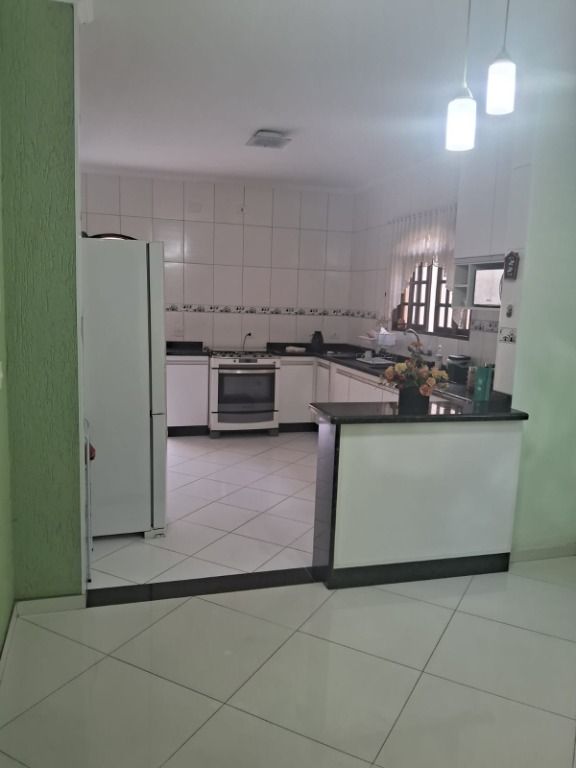 Sobrado à venda com 3 quartos, 130m² - Foto 11