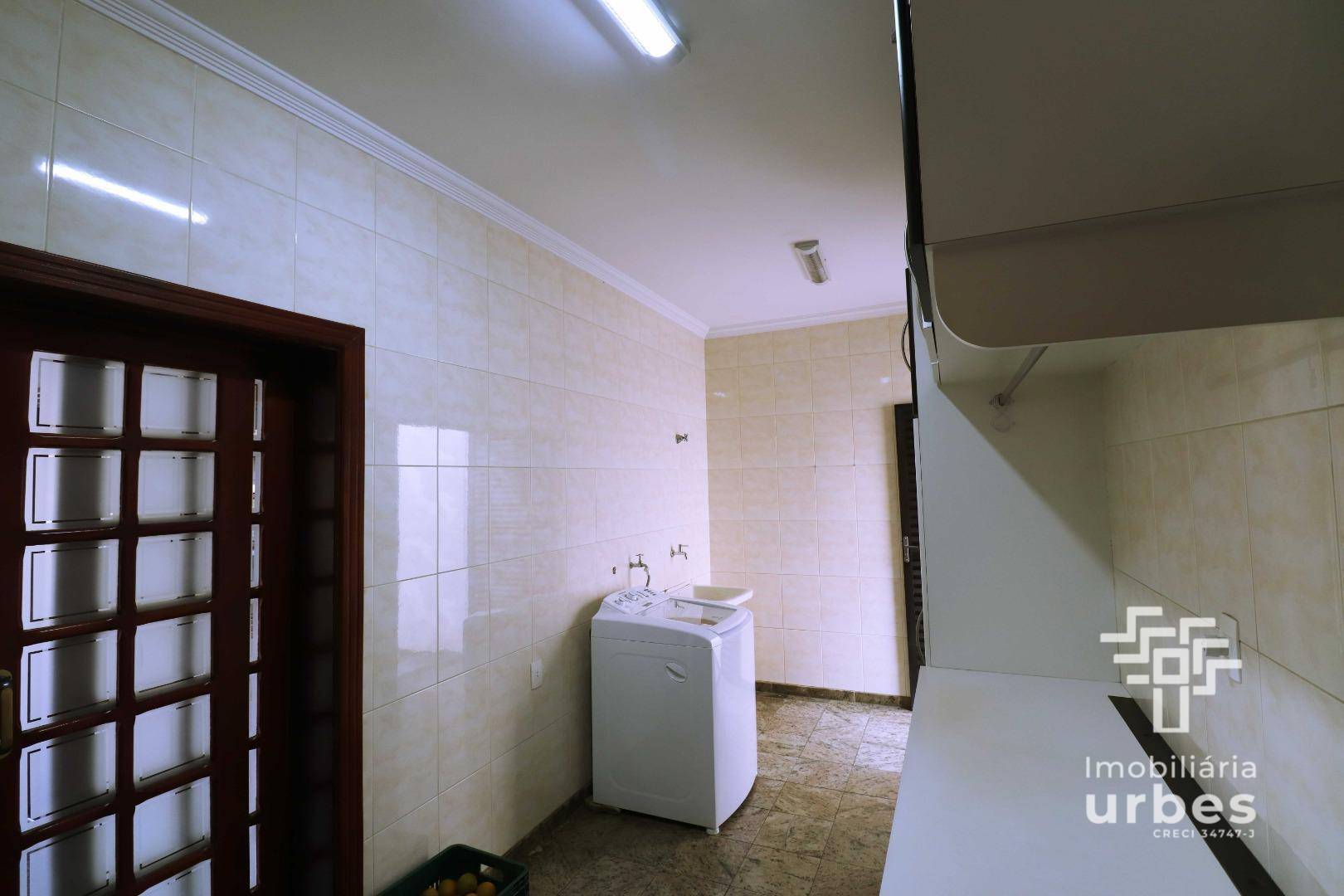 Casa à venda com 3 quartos, 400m² - Foto 43