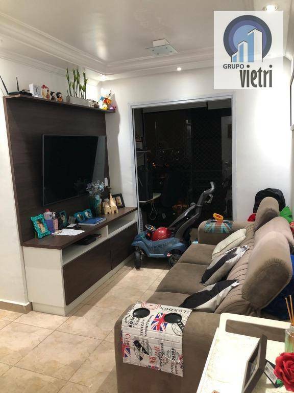 Apartamento à venda com 2 quartos, 60m² - Foto 19