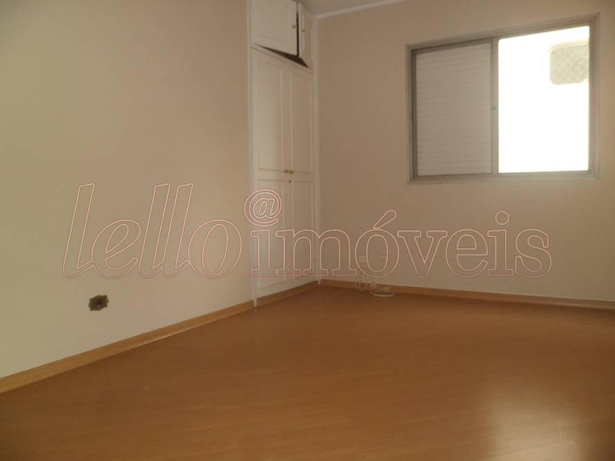 Apartamento para alugar com 3 quartos, 140m² - Foto 11