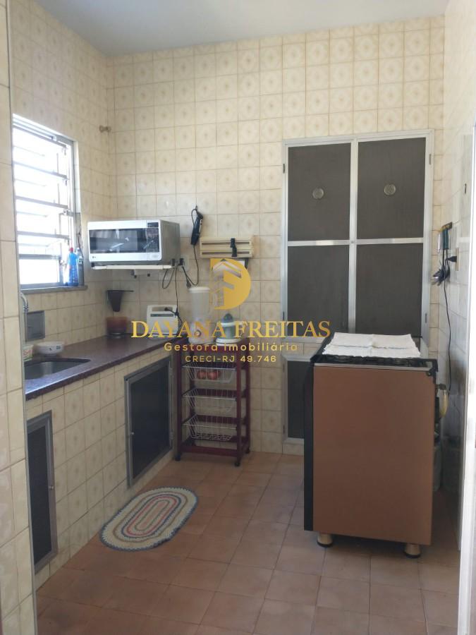 Casa à venda com 3 quartos, 430m² - Foto 18