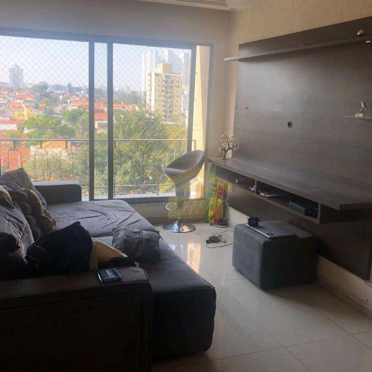 Apartamento à venda com 2 quartos, 67m² - Foto 2