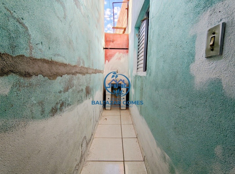 Casa à venda com 1 quarto, 85m² - Foto 5