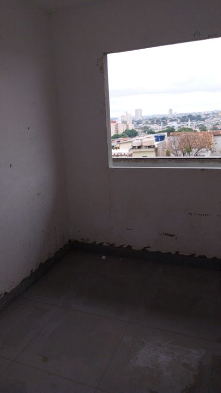 Apartamento à venda com 2 quartos, 52m² - Foto 9