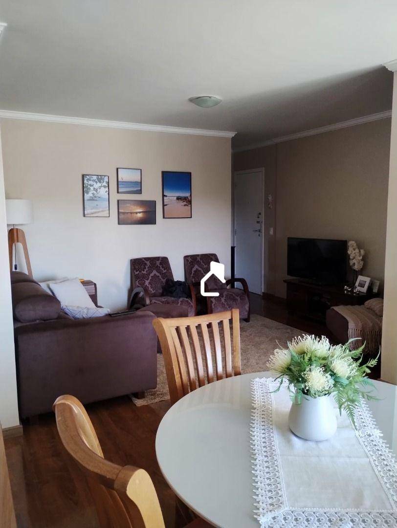 Apartamento à venda com 2 quartos, 72m² - Foto 3