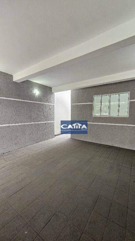 Casa à venda com 2 quartos, 109m² - Foto 2