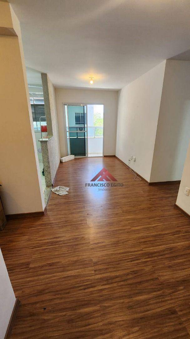 Apartamento à venda com 3 quartos, 62m² - Foto 4