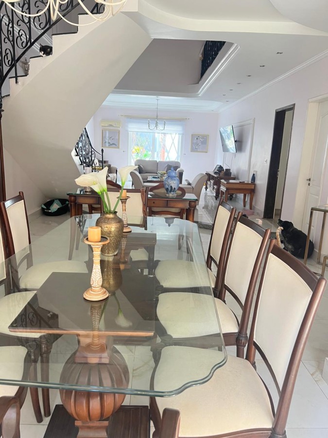 Casa para alugar com 4 quartos, 280m² - Foto 3