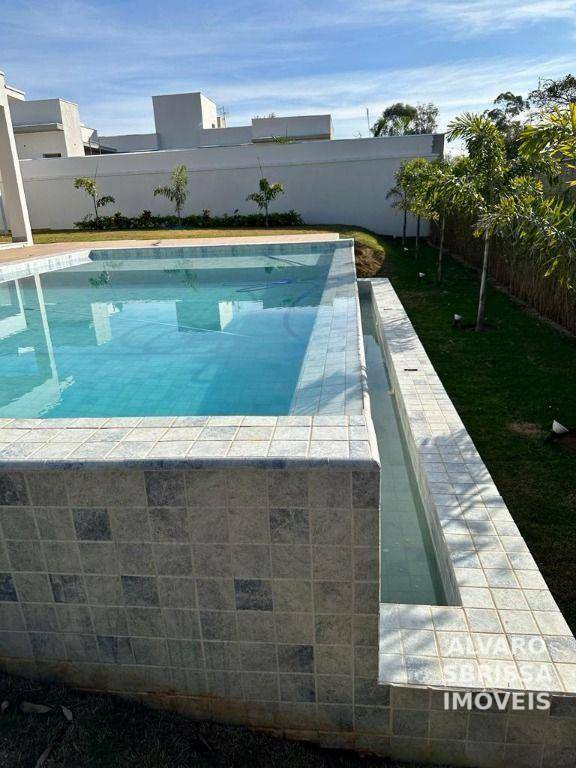 Casa de Condomínio à venda com 3 quartos, 322m² - Foto 18