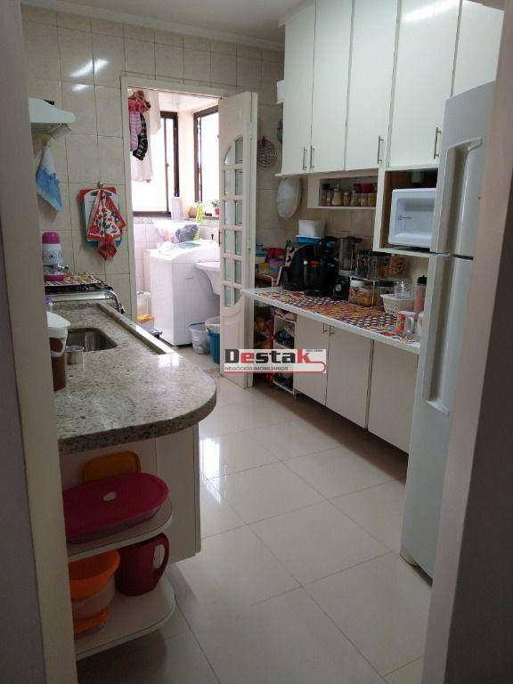 Apartamento à venda com 2 quartos, 70m² - Foto 12