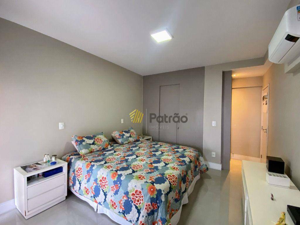 Apartamento à venda com 3 quartos, 200m² - Foto 19