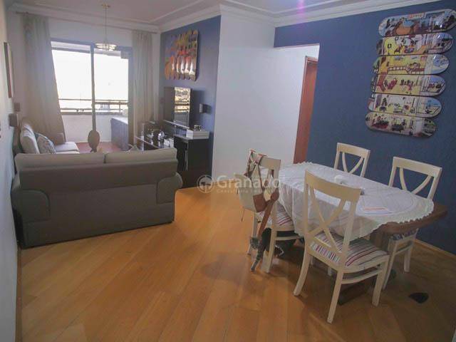 Apartamento à venda com 3 quartos, 82m² - Foto 1