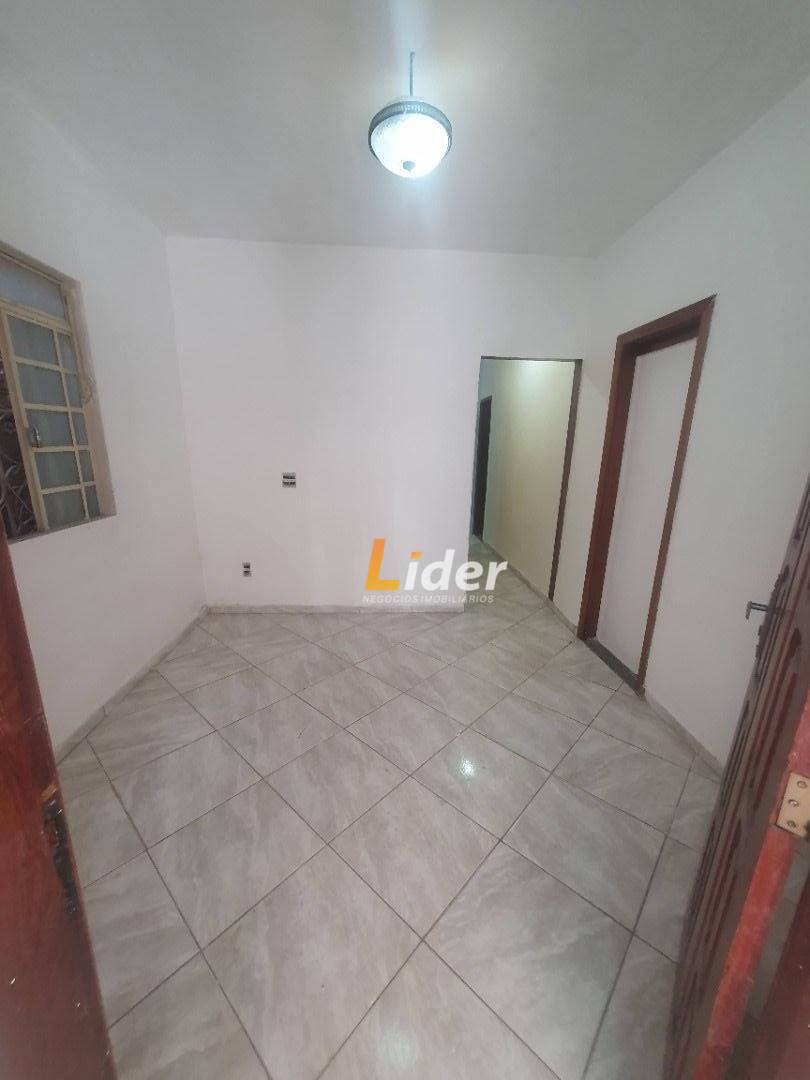 Sobrado para alugar com 1 quarto, 70m² - Foto 3