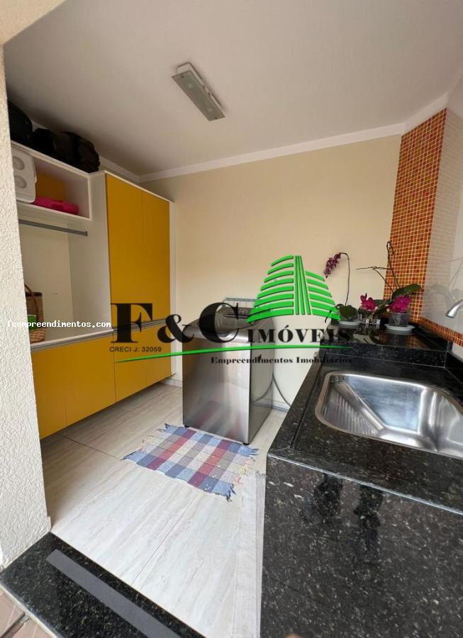 Sobrado à venda com 4 quartos, 250m² - Foto 9