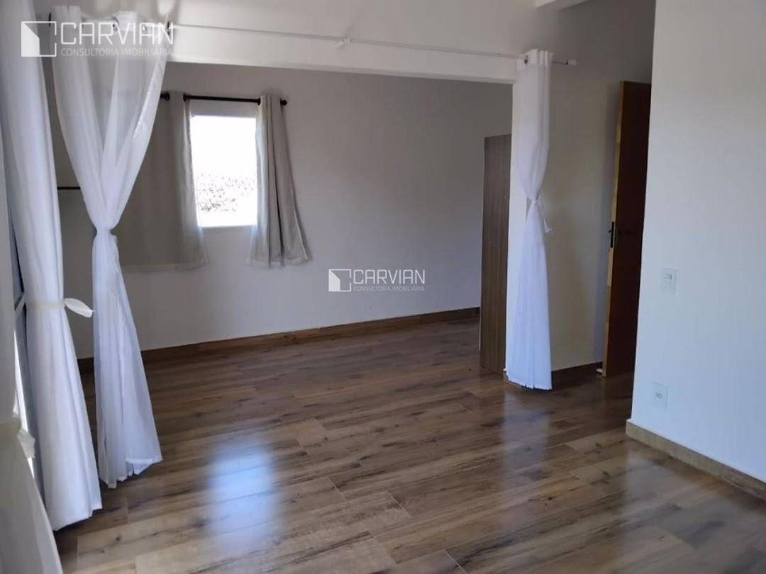 Casa de Condomínio à venda com 3 quartos, 189m² - Foto 2