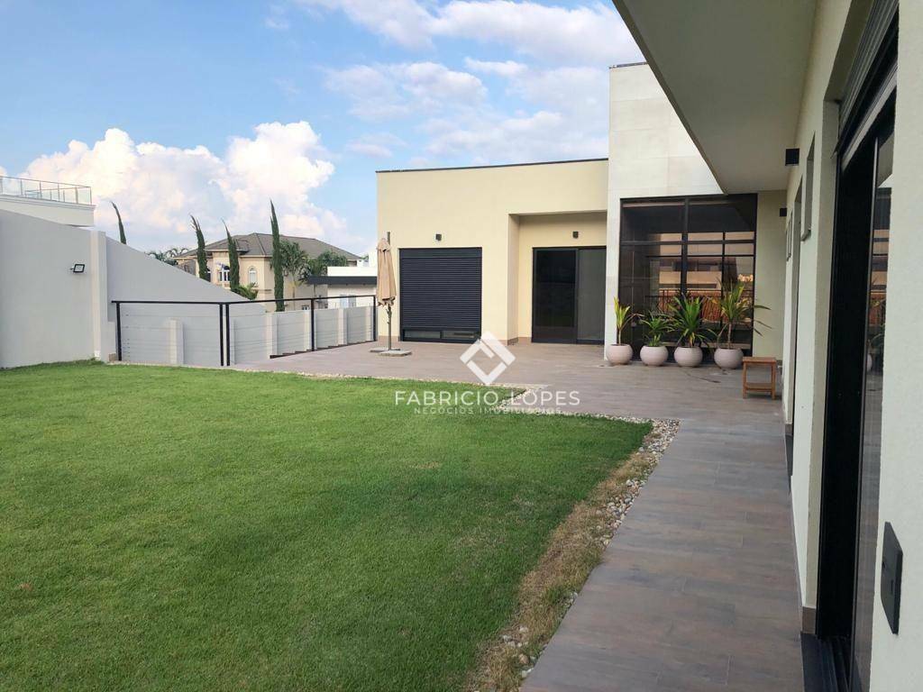 Casa à venda com 6 quartos, 520m² - Foto 14