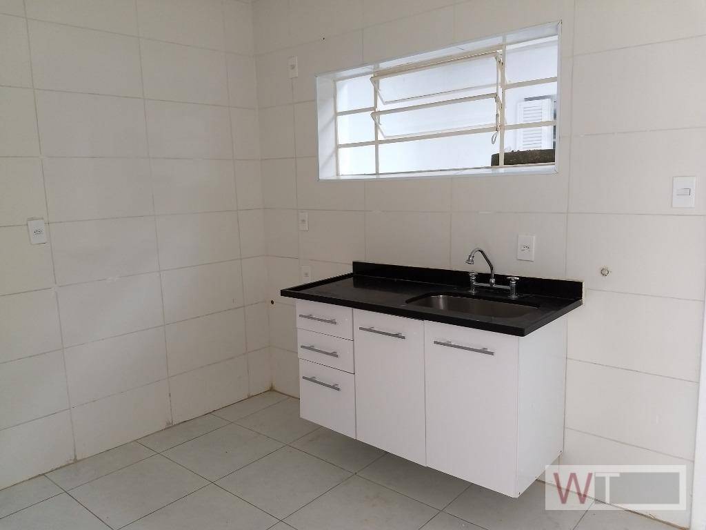 Casa à venda com 2 quartos, 100m² - Foto 8