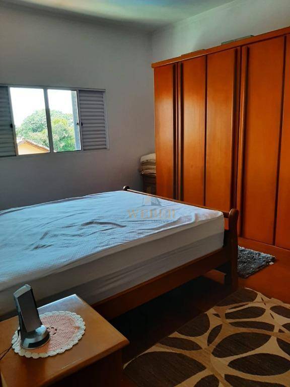 Sobrado à venda com 2 quartos, 250m² - Foto 13