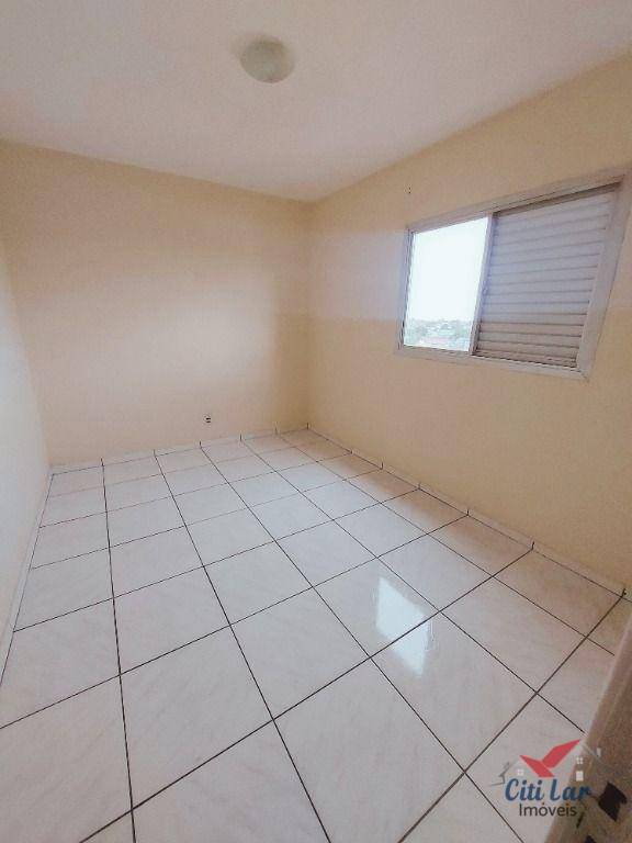 Apartamento à venda com 2 quartos, 52m² - Foto 4