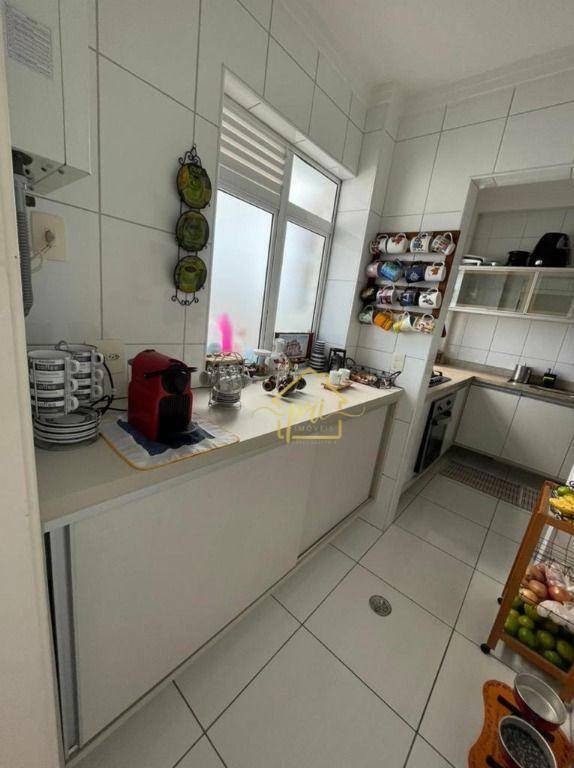 Apartamento à venda com 3 quartos, 210m² - Foto 18