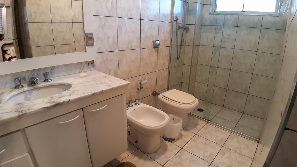 Apartamento à venda com 3 quartos, 200m² - Foto 15