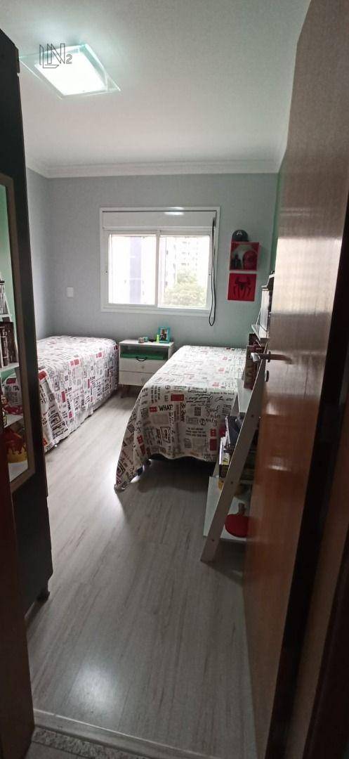 Apartamento à venda com 3 quartos, 140m² - Foto 28