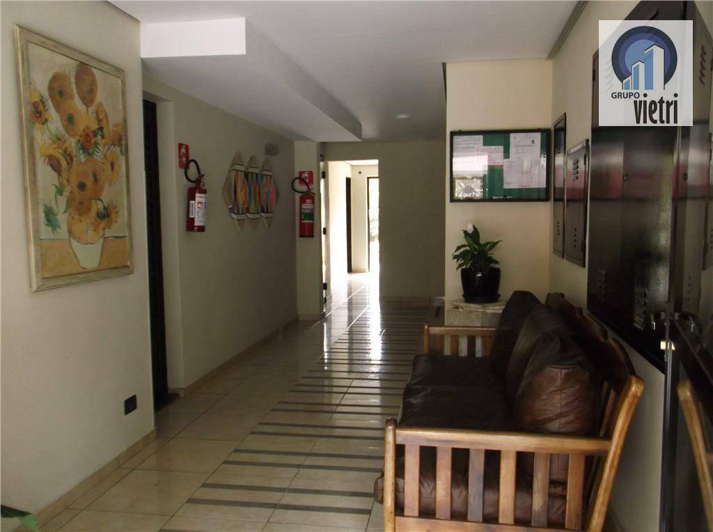 Apartamento à venda com 2 quartos, 58m² - Foto 13