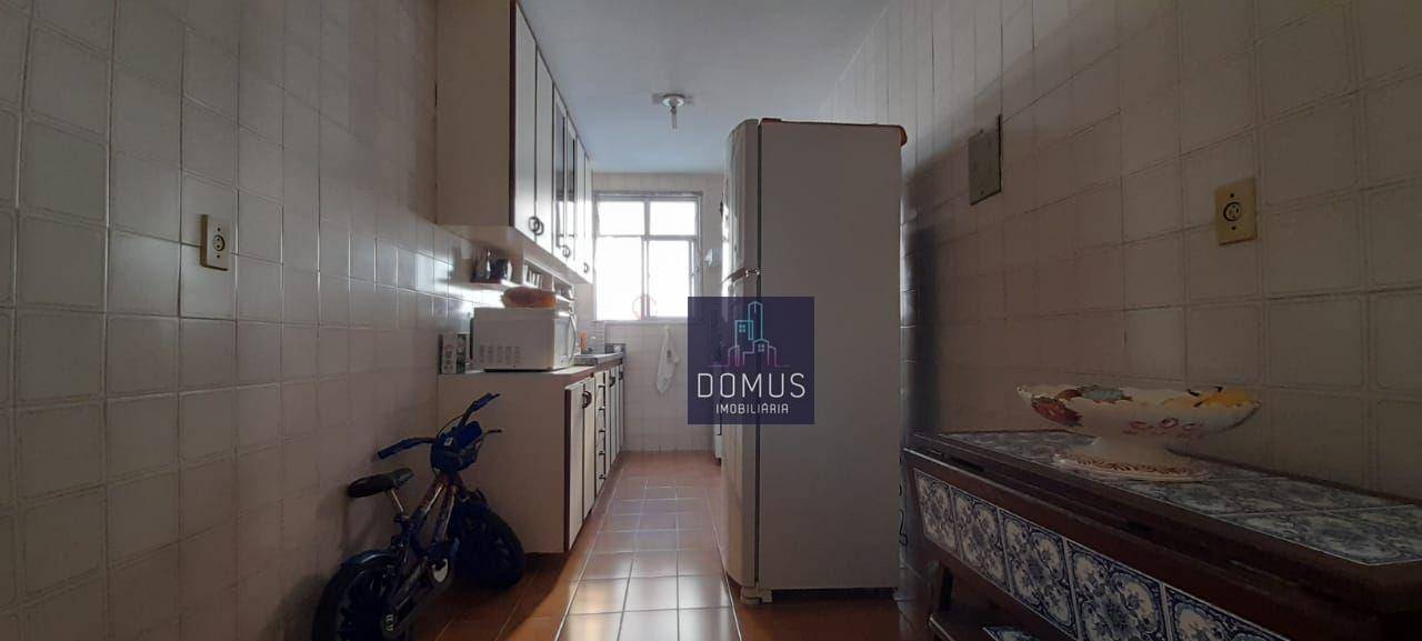 Apartamento à venda com 2 quartos, 95m² - Foto 3