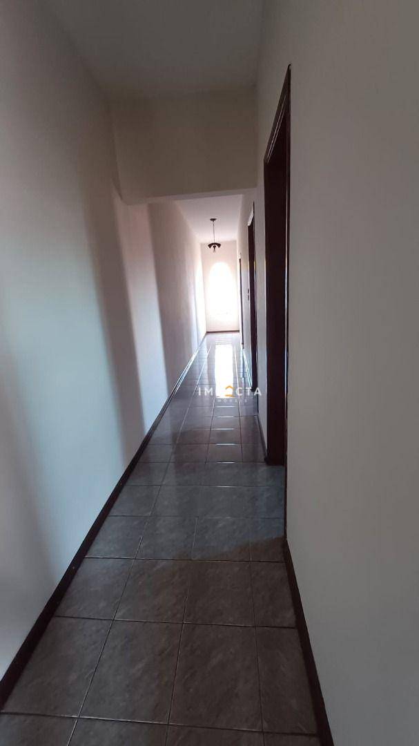 Sobrado à venda com 3 quartos, 230m² - Foto 15