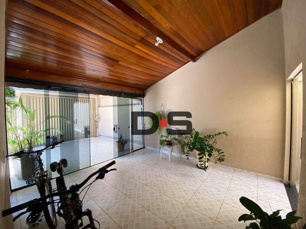 Casa à venda com 2 quartos, 120m² - Foto 5