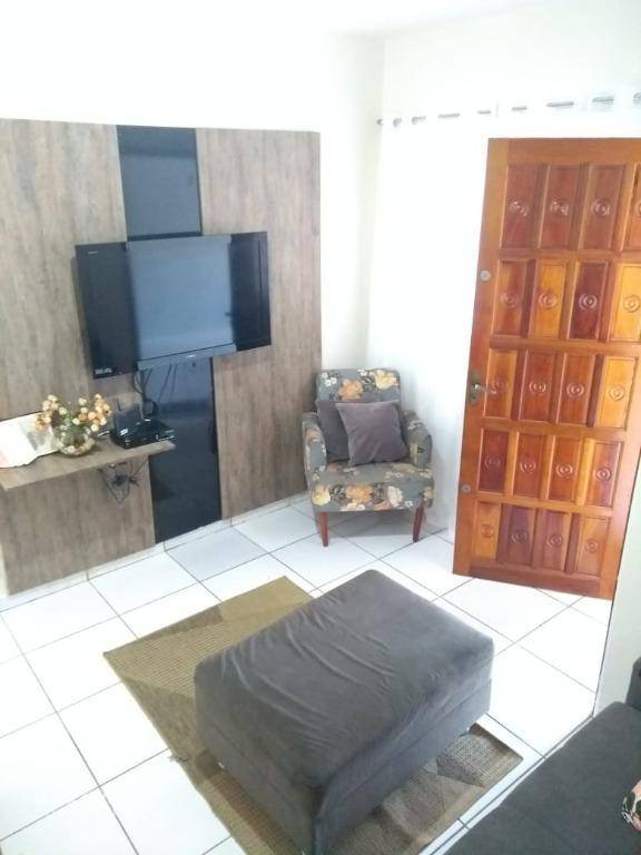 Casa à venda com 2 quartos, 70m² - Foto 13