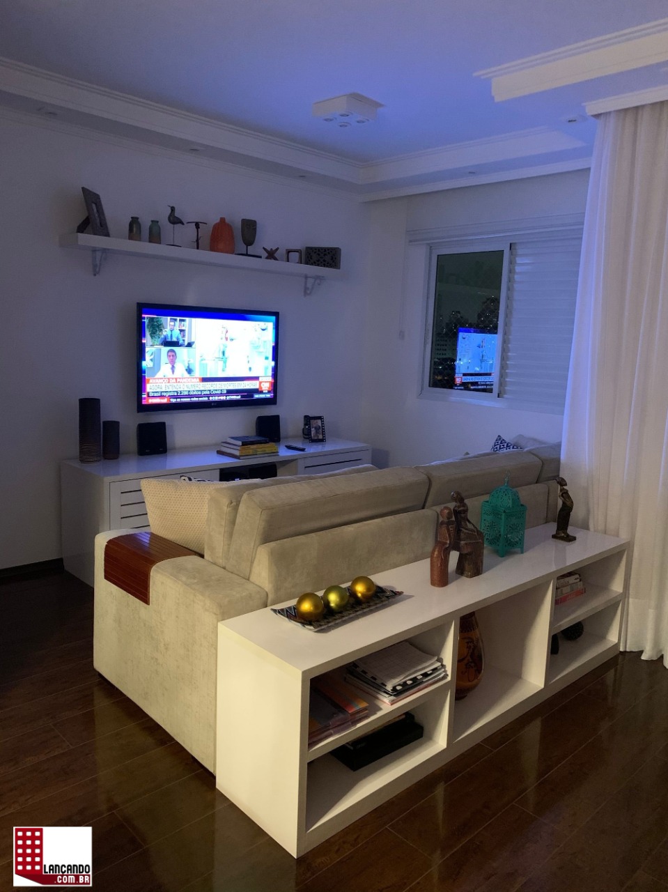 Apartamento à venda com 2 quartos, 70m² - Foto 4