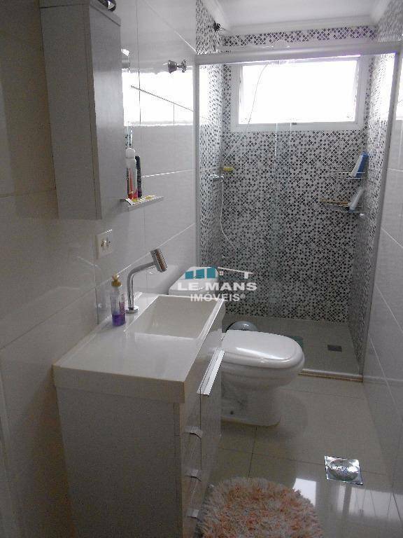 Apartamento à venda com 3 quartos, 95m² - Foto 20