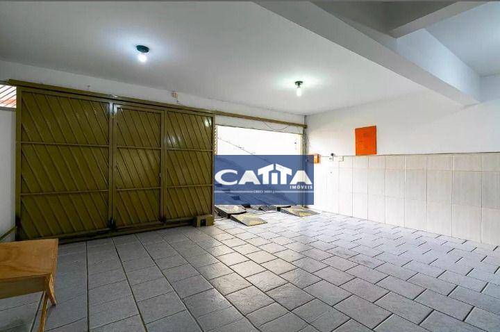 Casa para alugar com 3 quartos, 400m² - Foto 16