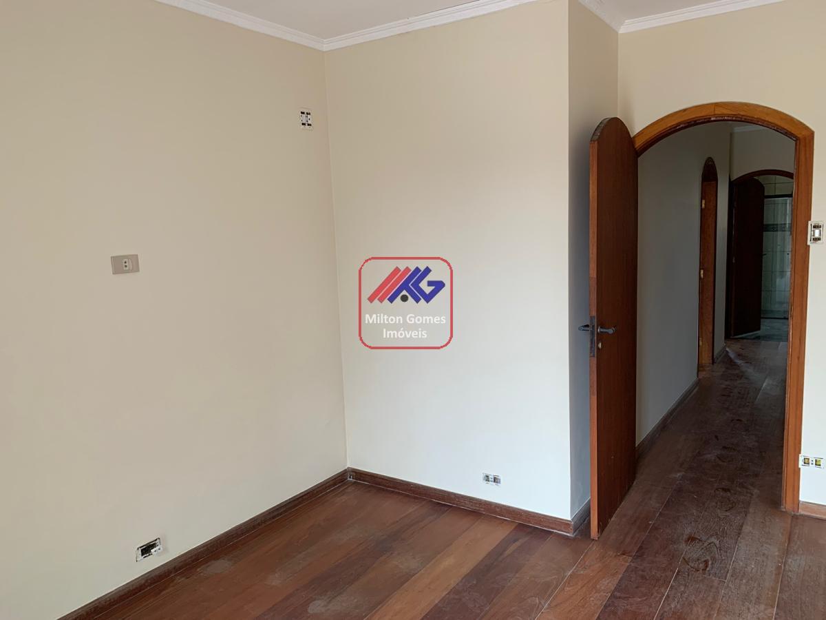 Sobrado para alugar com 3 quartos, 320m² - Foto 40