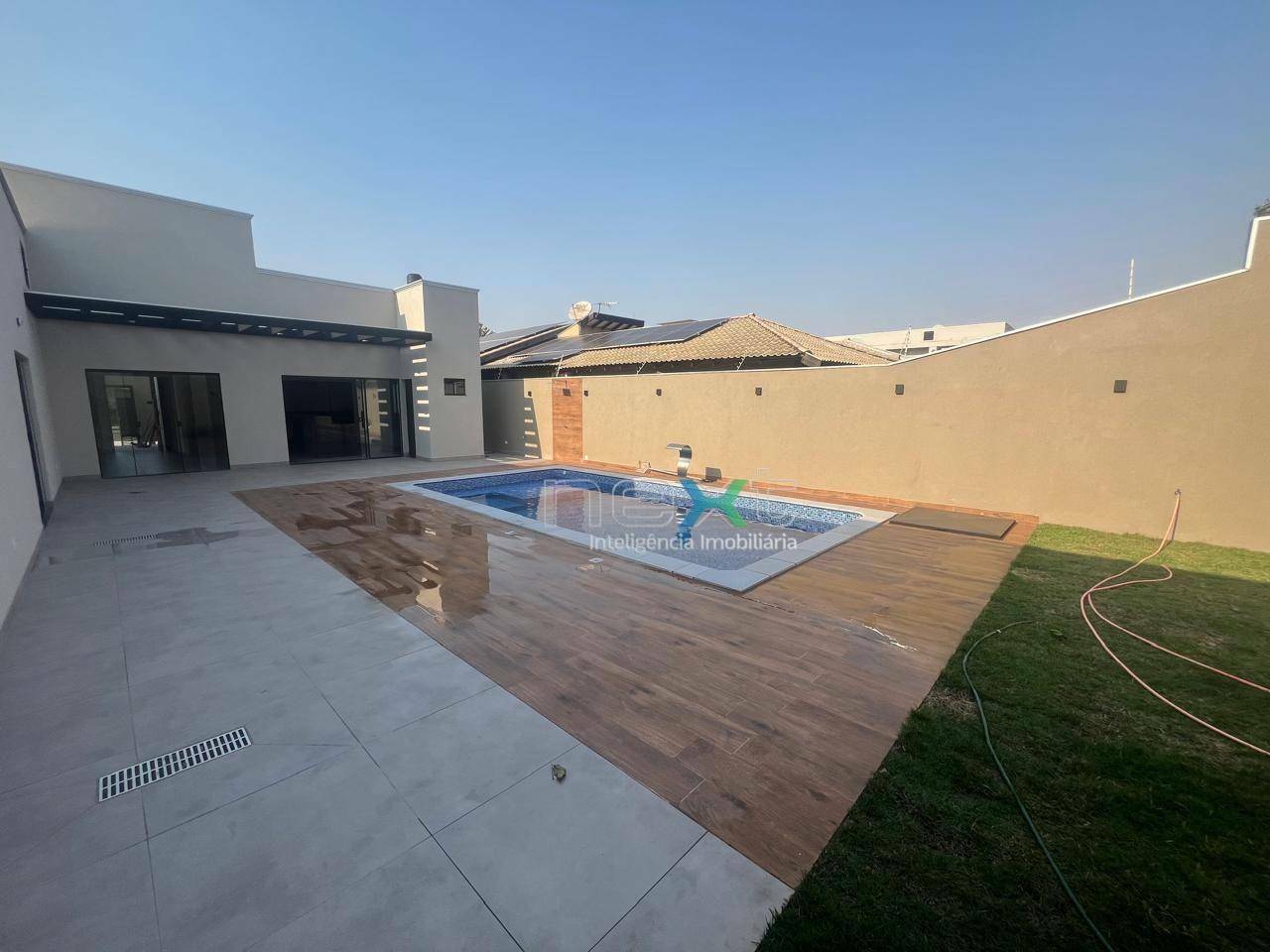 Casa à venda com 3 quartos, 200m² - Foto 5