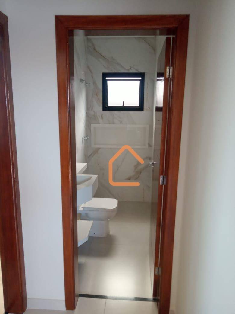 Casa à venda com 3 quartos, 202m² - Foto 17