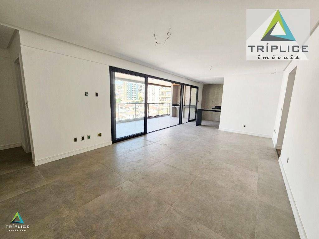 Apartamento à venda com 4 quartos, 170m² - Foto 3