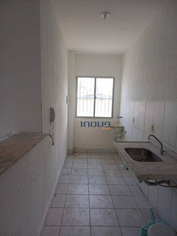 Apartamento à venda com 2 quartos, 41m² - Foto 14